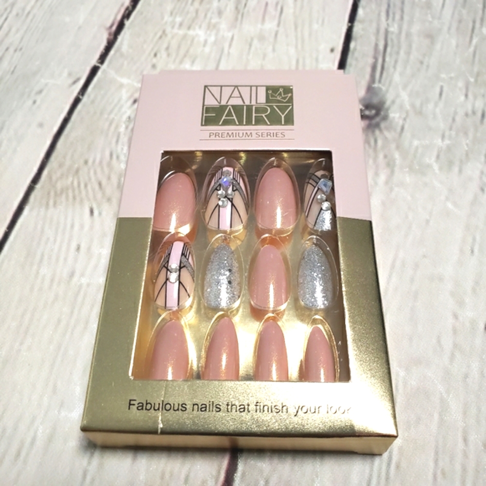 Nail Fairy press-on nails.